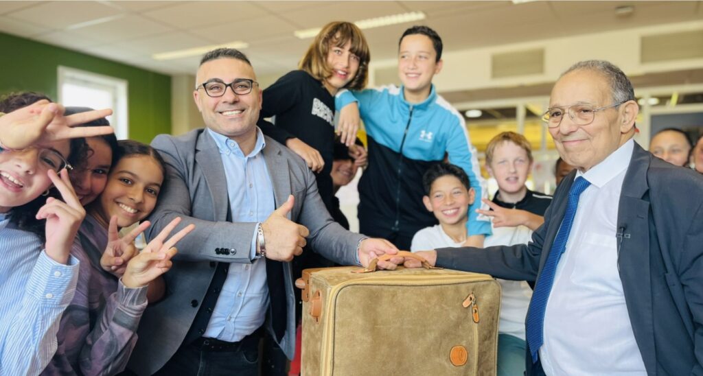 Schoolproject de levensverhalen van migrantenouderen in de klas
